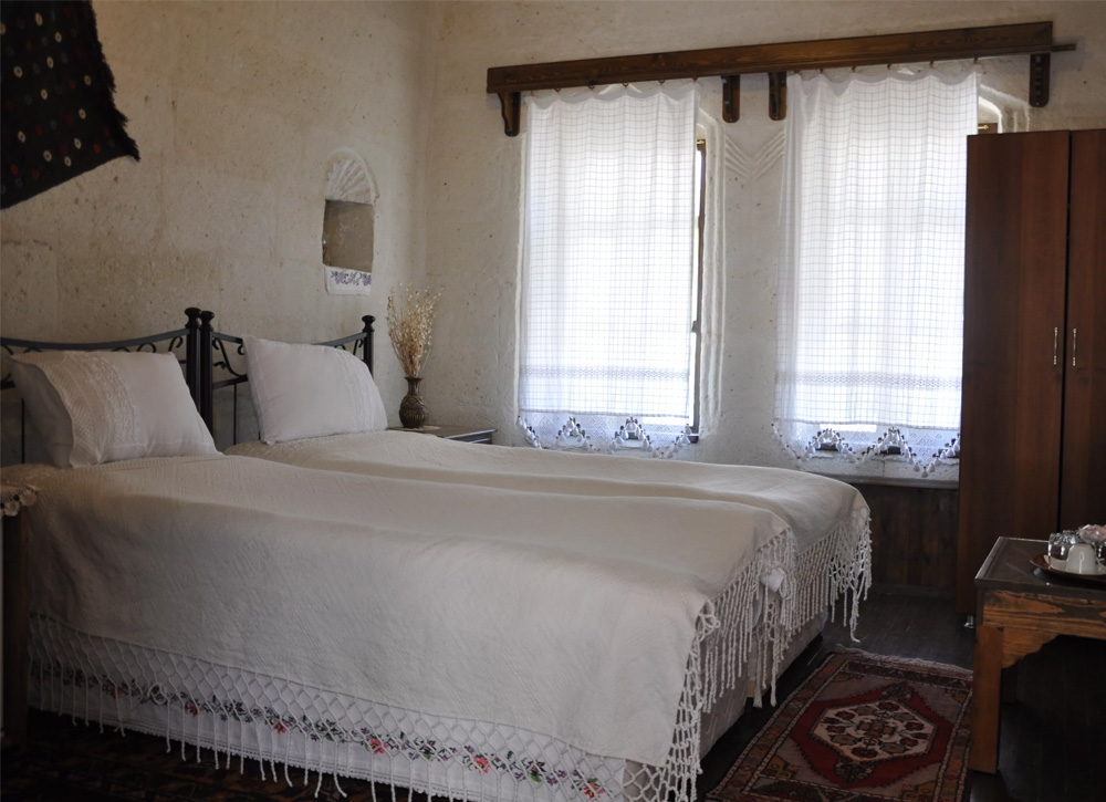 Traditional Room Detail 04