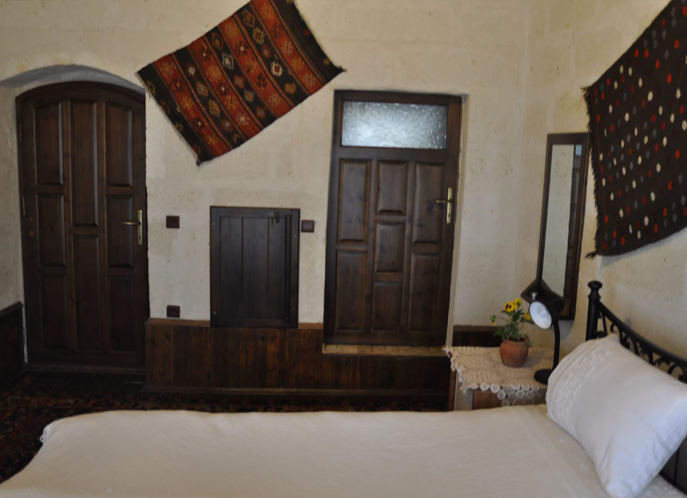 Traditional Room Detail 05